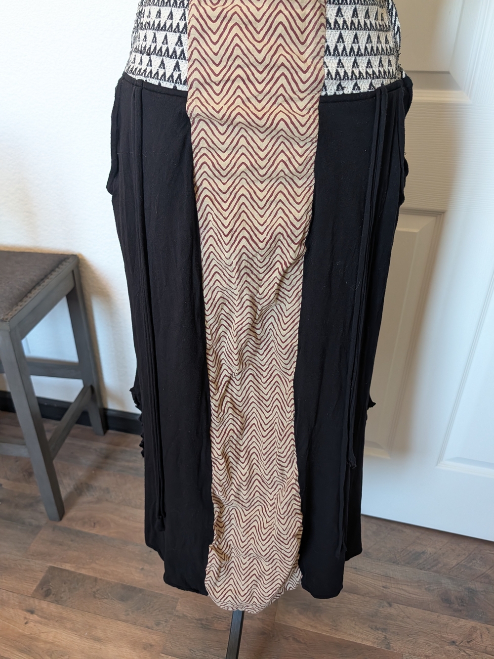 ZhenNymph Black Maxi Skirt with Beige Chevron Panel Size M